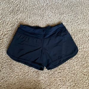 Size 6 Lululemon shorts
